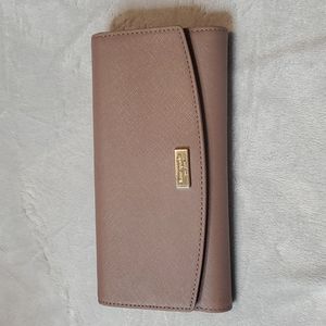 Kate Spade Wallet Tan Color  Pre-loved